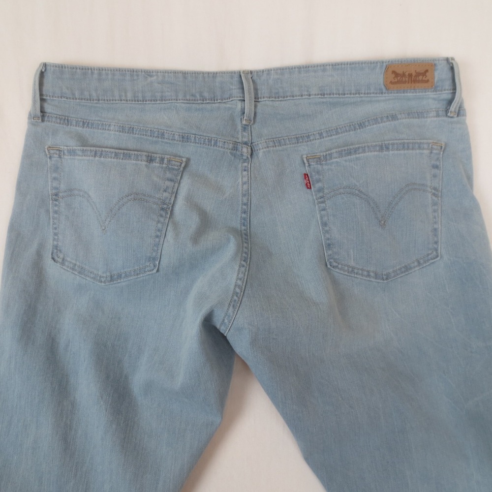 Levis Jeans Womens 16 (39x27.5) Blue Signature Stretch Ankle Distressed Denim